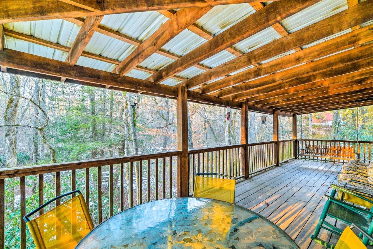 Hébergement de vacances Cozy With Large Mountain Creek! Tellico Plains