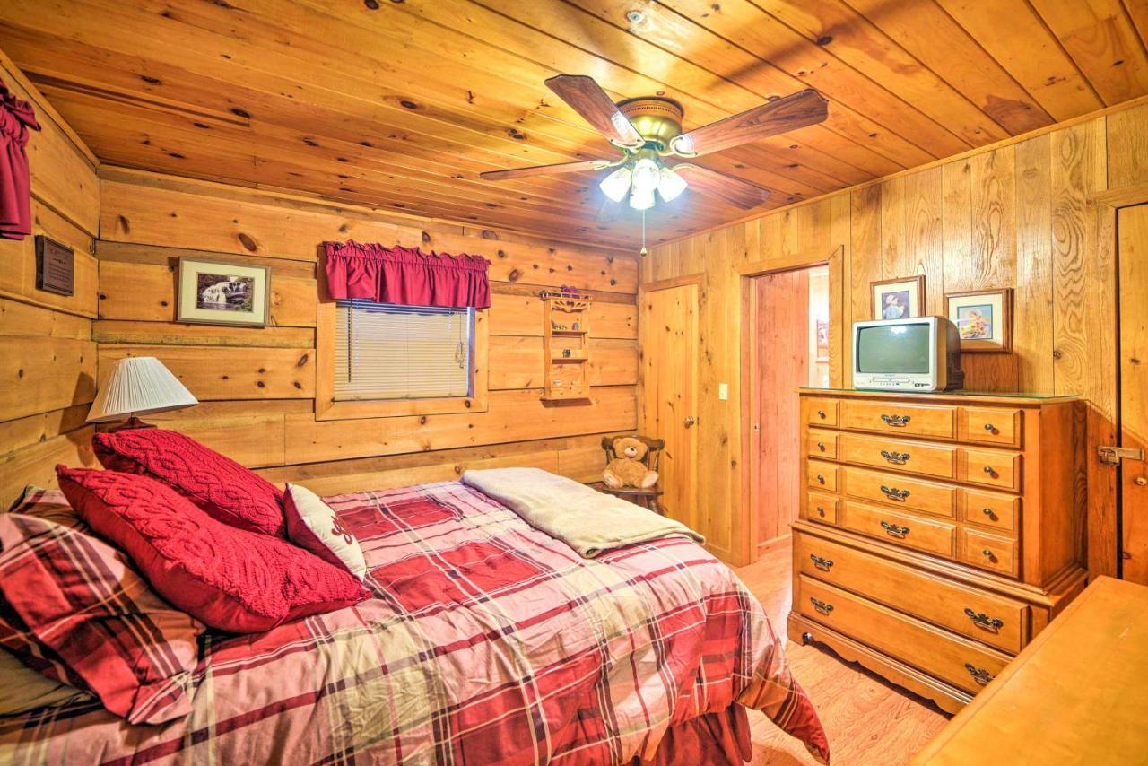 Hébergement de vacances Cozy With Large Mountain Creek! Tellico Plains