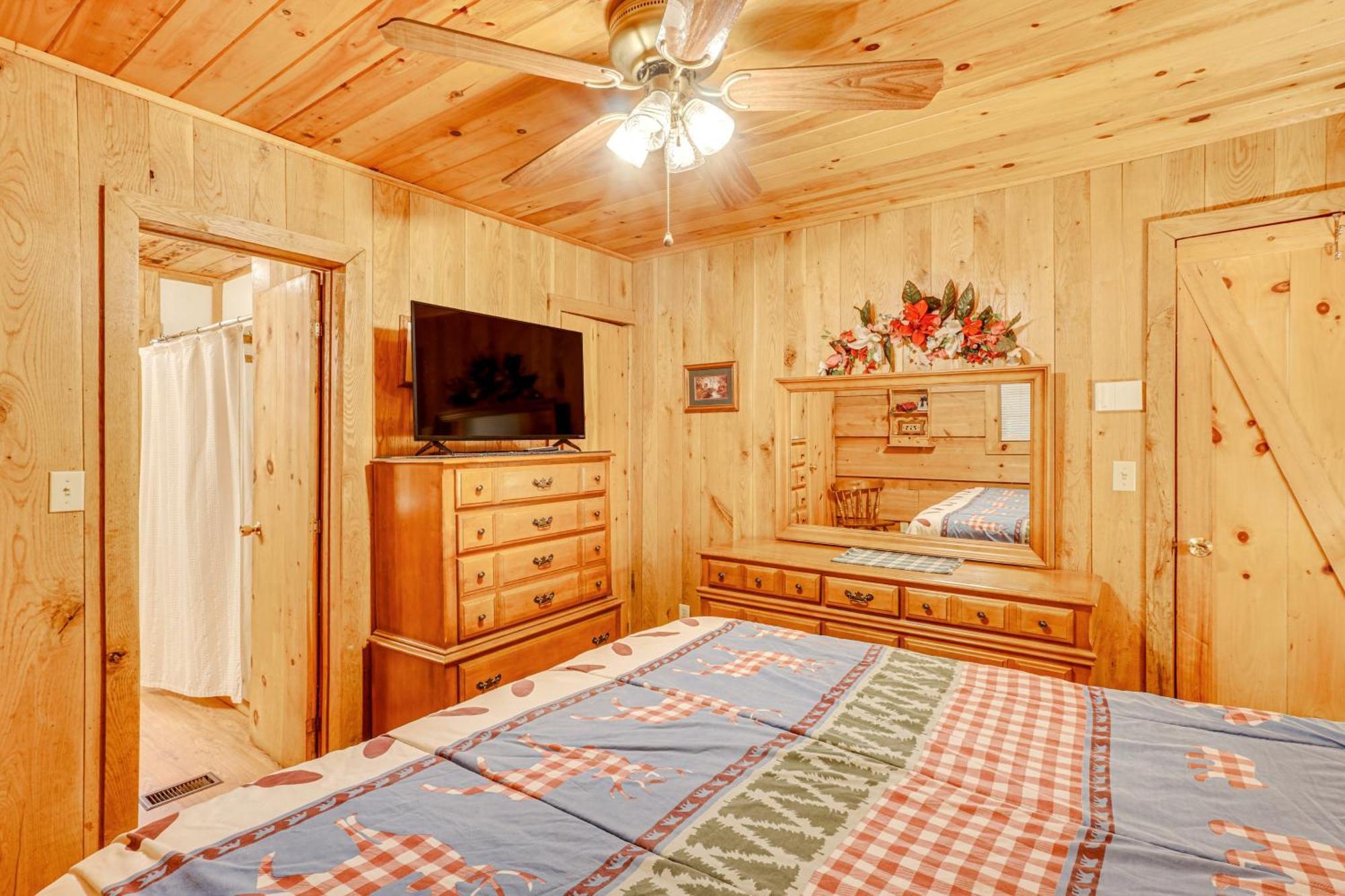 Holiday home Cozy With Large Mountain Creek!
